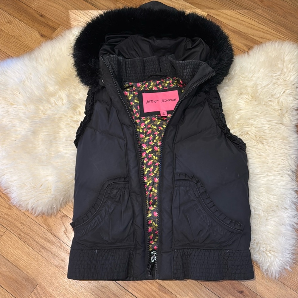 Betsey Johnson best with removable hood